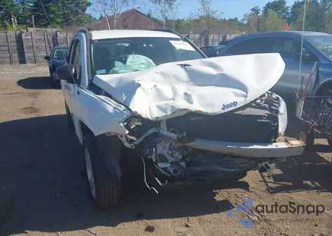 2012 Jeep Compass Sport из США, поврежденный, VIN 1C4NJDBB0CD522794